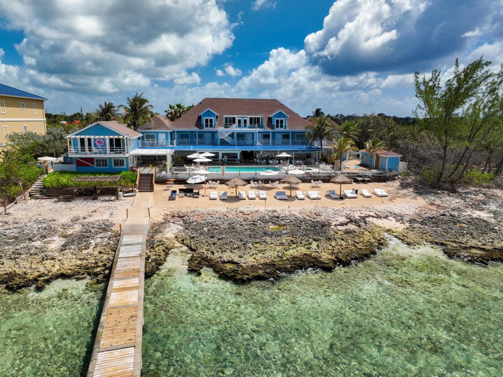 Cobalt Coast Resort West Bay Экстерьер фото